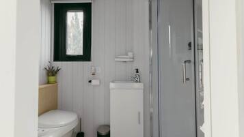 Doccia, asciugacapelli, asciugamani