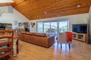 Smart TV, fireplace, foosball, table tennis