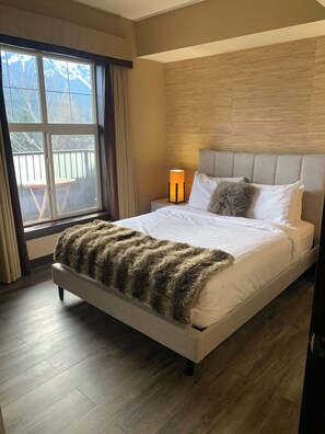 1 soverom, skrivebord, strykejern/-brett og wi-fi (inkludert)