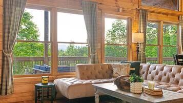 Luxury Cabin, Mountain View | Living area