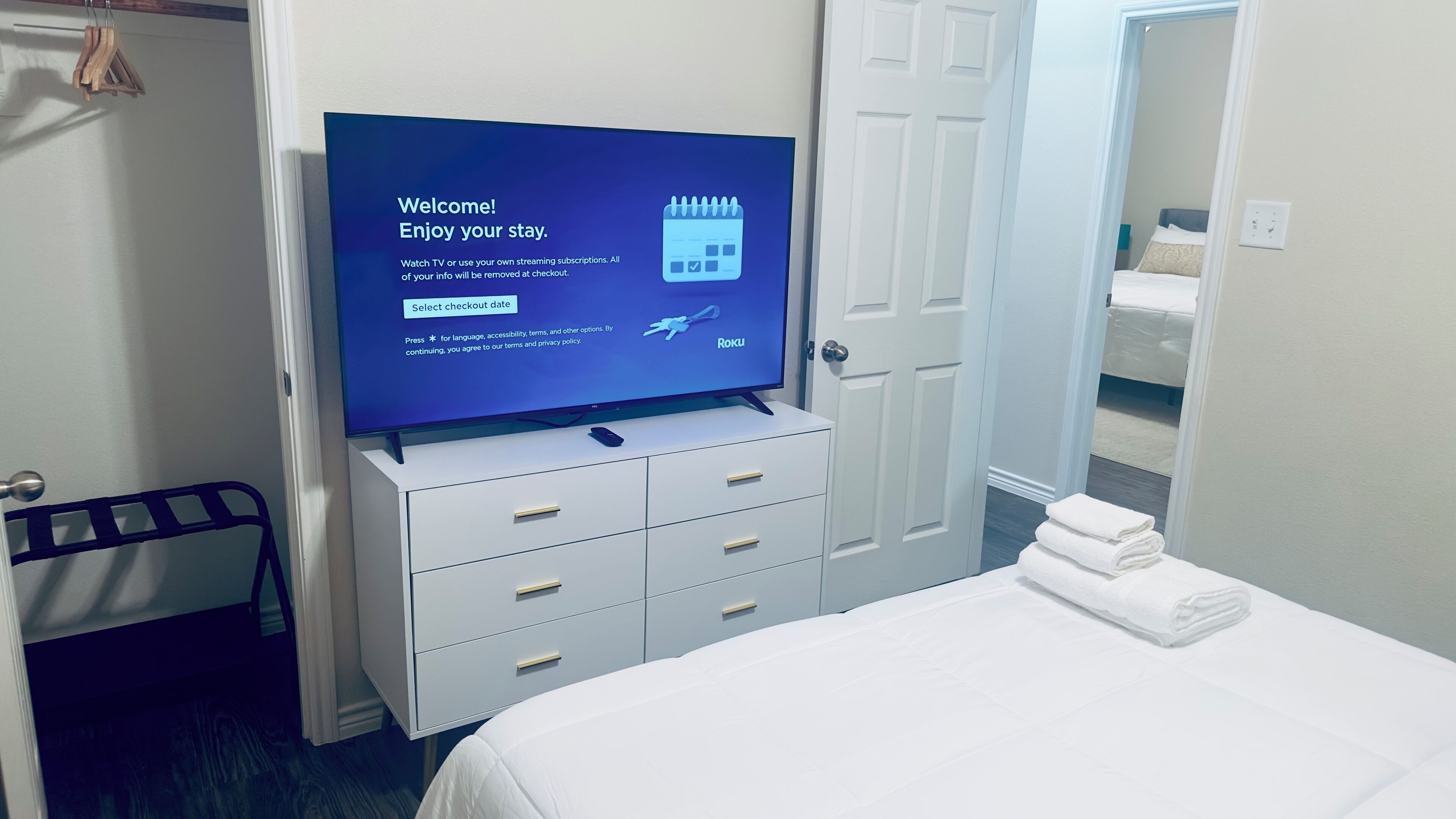 3 dormitorios, escritorio, tabla de planchar con plancha y wifi