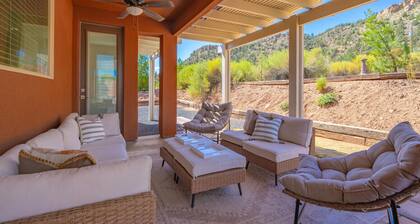 Zion views~Hot Tub~RV Parking~Sauna