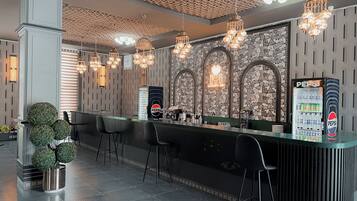 2 restaurants servant le petit déjeuner