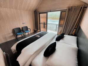 Standard Double Room, River View | Egyptian cotton sheets, premium bedding, free minibar items, desk - IYI LUXURY INN (Swat)