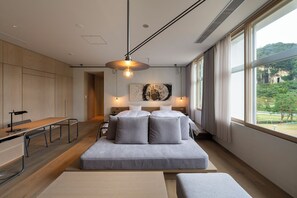 Junior Suite, Non Smoking | Down comforters, in-room safe, individually decorated - Auberge eaufeu (Komatsu)