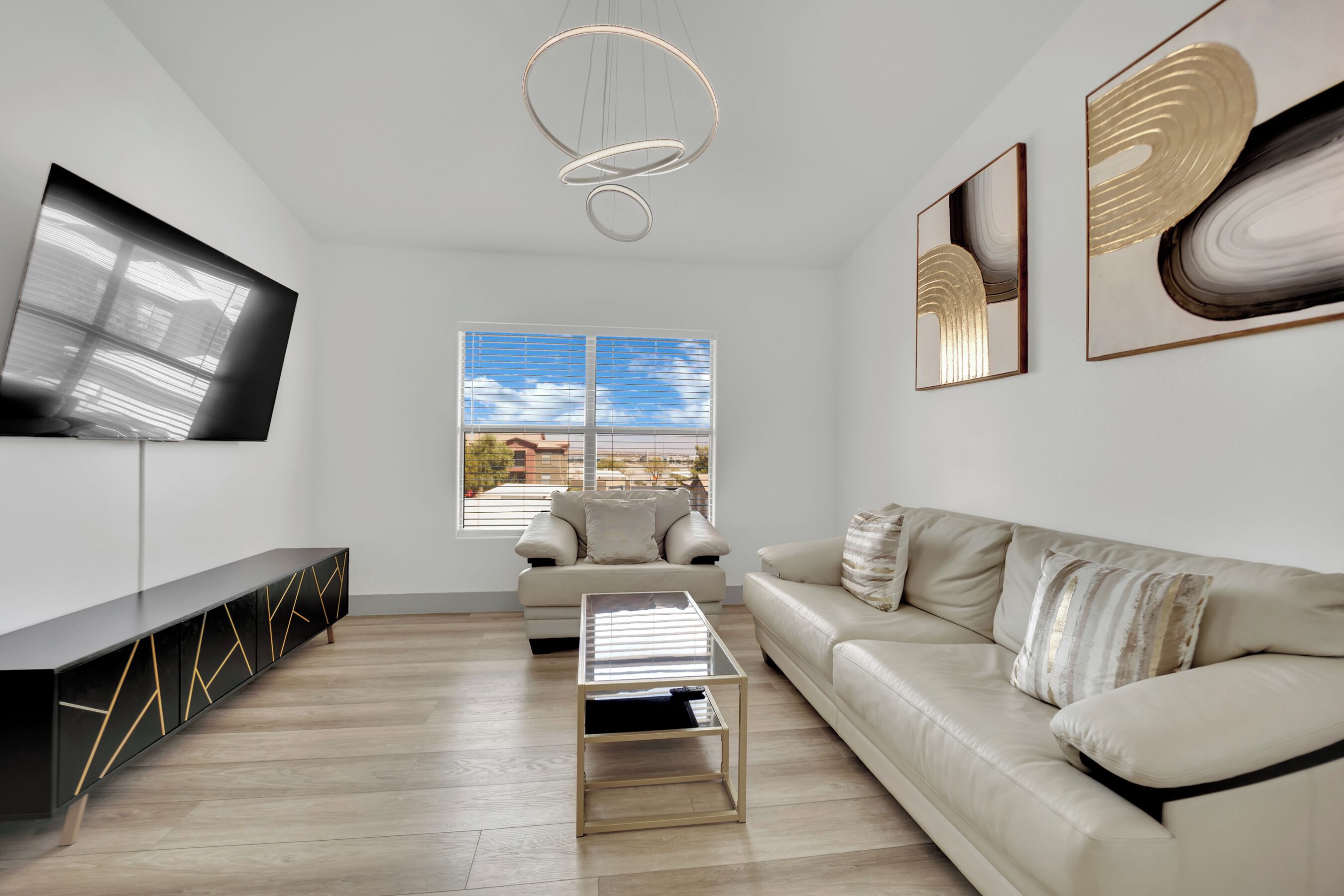 تلفزيون ذكي