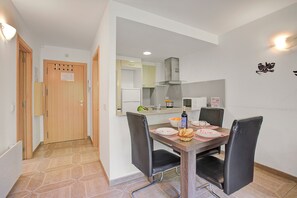 Dining - El Tarter Mountain Ski Vacation Rental (El Tarter)