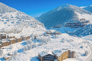 Aerial view - El Tarter Ski Apartment for Families (El Tarter)
