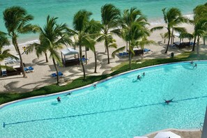 บริเวณภายนอก