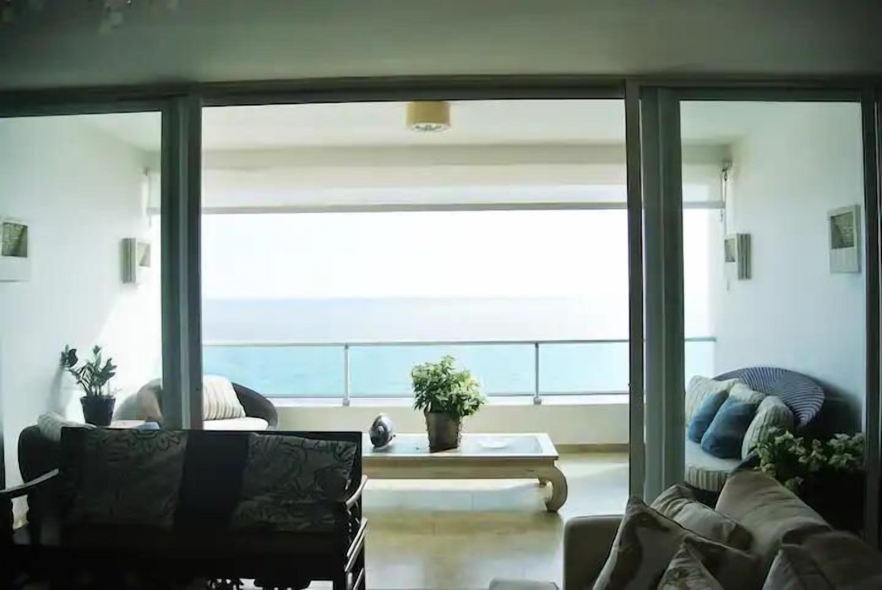 Exclusive Apartment | Terrace/patio