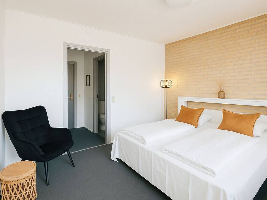 Double Room | Premium bedding, desk, blackout drapes, free WiFi