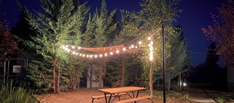 Tranquil 2-bedroom house just 1.5 miles from bass lake,CA