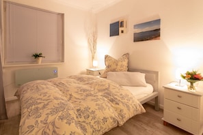 1 bedroom, WiFi, bed sheets - Hochwertige und Moderne Ferienwohnung mit Großer Terrasse mit Blick auf Arnsberg (Arnsberg)