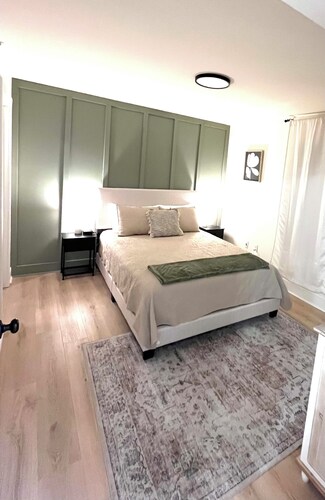 Cozy 1-bedroom condo with WiFi, AC in downtown Clarksville
