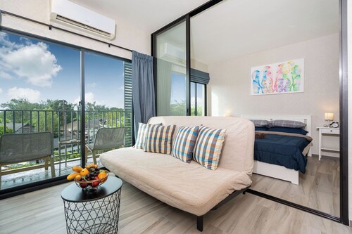 Charming 1-bedroom apartment in Nai Yang with fitness room and WiFi