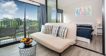 Charming 1-bedroom apartment in Nai Yang with fitness room and WiFi