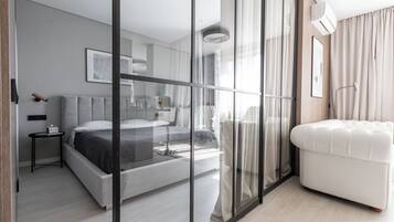 Appartement Luxe, vue parc | 1 chambre, chambres insonorisées, fer et planche à repasser