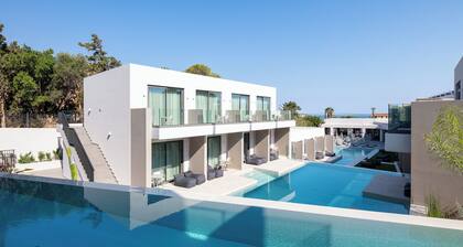 Phos Hotel Adults Only