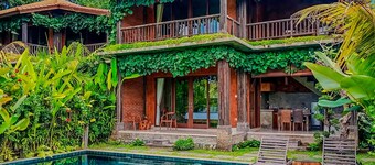 Dukuh Ubud Villas