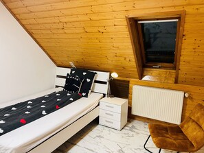 5 chambres, fer et planche à repasser, Wi-Fi