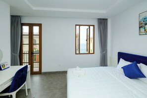 豪華雙人房, 陽台, 海景 | 書桌、筆電工作空間、免費無線上網