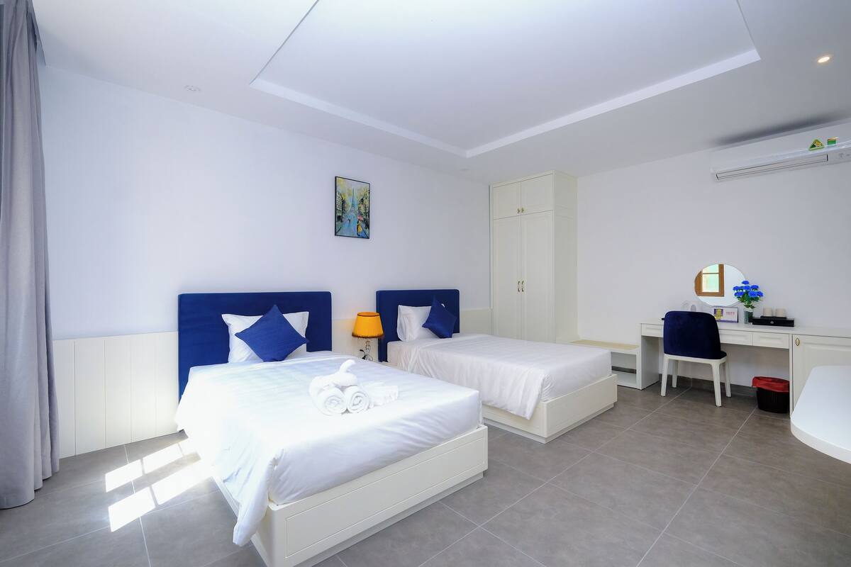 Deluxe Double or Twin Room, Balcony, City View