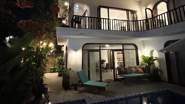Mặt tiền nơi lưu trú