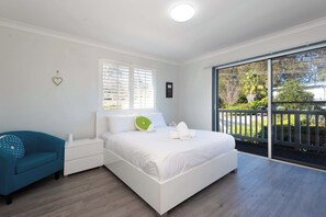 5 soverom, strykejern/-brett, wi-fi og sengetøy