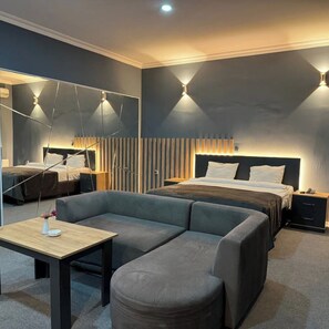 Dobbeltrom – deluxe | Lydisolert og wi-fi (inkludert)