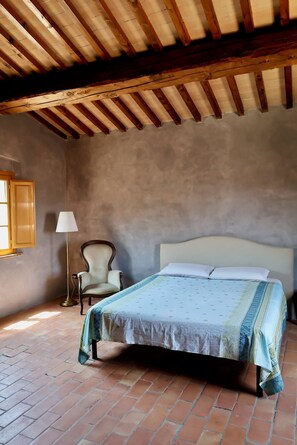 5 Schlafzimmer, Bügeleisen/Bügelbrett, Reisekinderbett, kostenloses WLAN