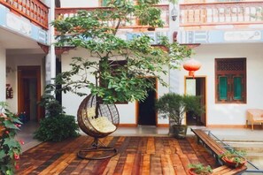 Garden - New Hotel Busan (Weishan)