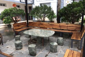 Unclassified image, 4 of 62, button - New Hotel Busan (Weishan)