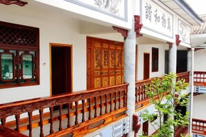Property grounds - New Hotel Busan (Weishan)