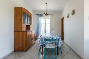 Dining - 4018 Margaret House by Barbarhouse (Fasano)