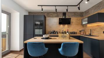 Family House, Multiple Bedrooms, Mountainside (Casa Giuseppe) | Private kitchen | Fridge, microwave, oven, stovetop