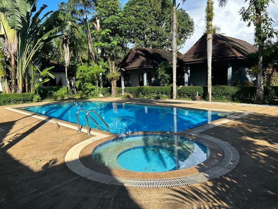 Standard Bungalow with Pool View