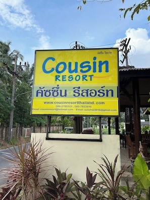 Mặt tiền nơi lưu trú