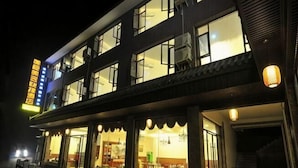 Unclassified image, 2 of 54, button - Meishike Express Hotel (Emeishan City)