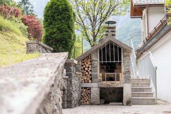 Property grounds - Charming apartment in mountain area with airco sleep 4 (Log pod Mangrtom)