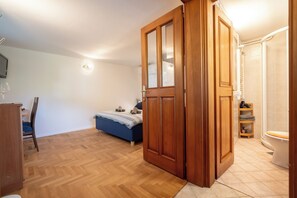1 camera, Wi-Fi gratuito, lenzuola