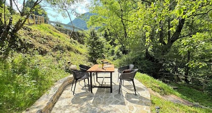 Restored charming mountain cottage sleep 4