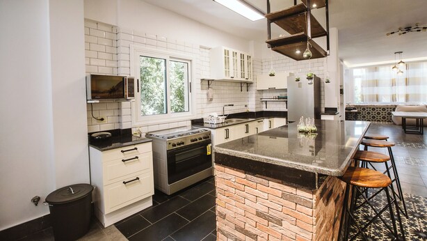 Private kitchen - Arabian Nights - Modern Duplex Villa (6th of October City)