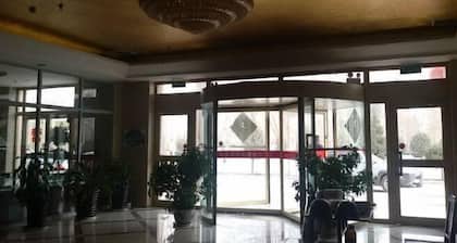 Changshou Business Hotel