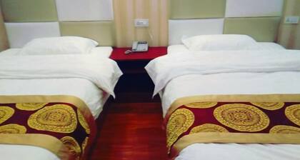 Shun Heart Hotel