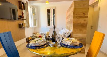 Ca de la Corona by Ca-sa Check