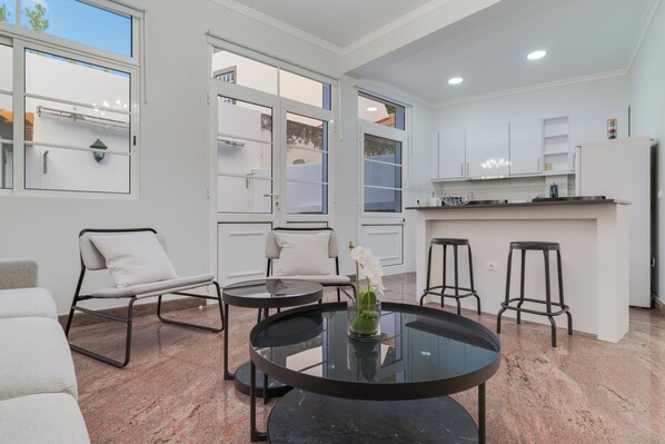 TV - Funchal City Nest I (Funchal)