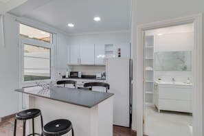 Electric kettle, toaster - Funchal City Nest I (Funchal)