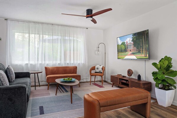 TV, offices - The Monterey | Private Pool • Grill • 4 King Beds (Gainesville)