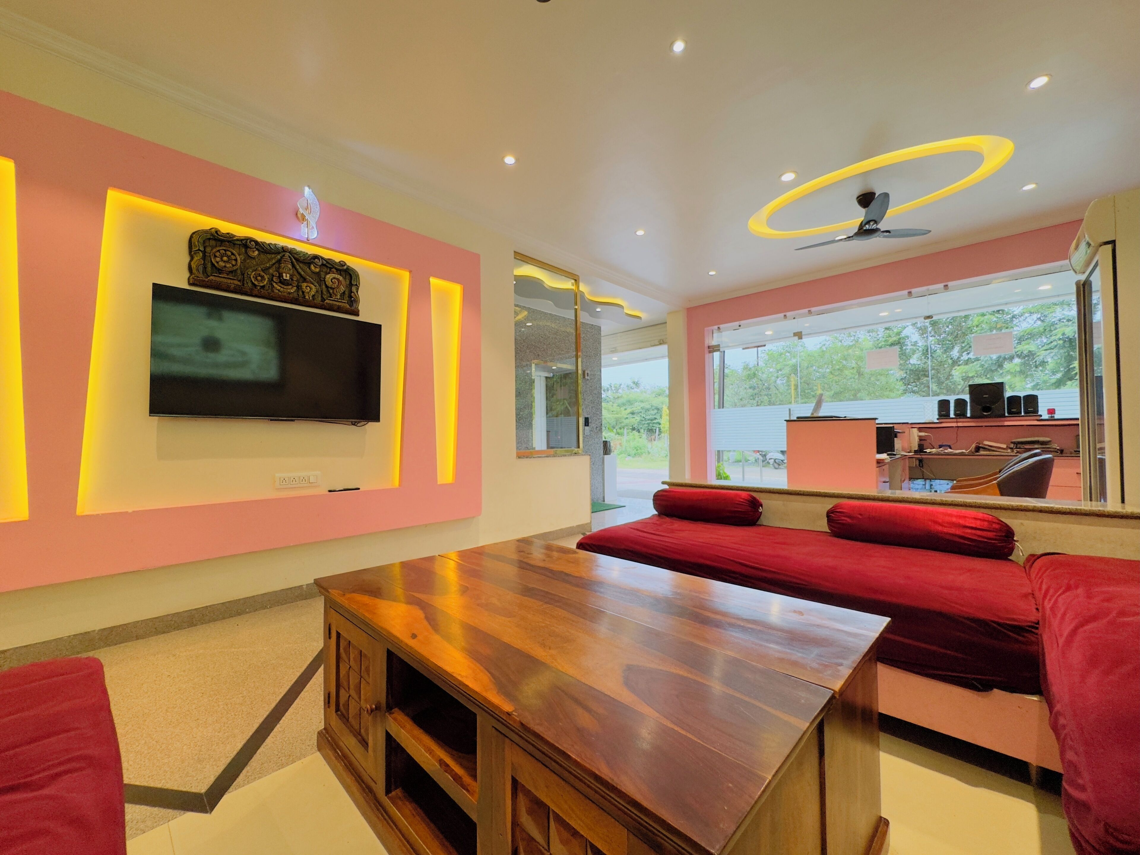 Área de estar no saguão