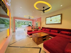 Sala de estar en el lobby